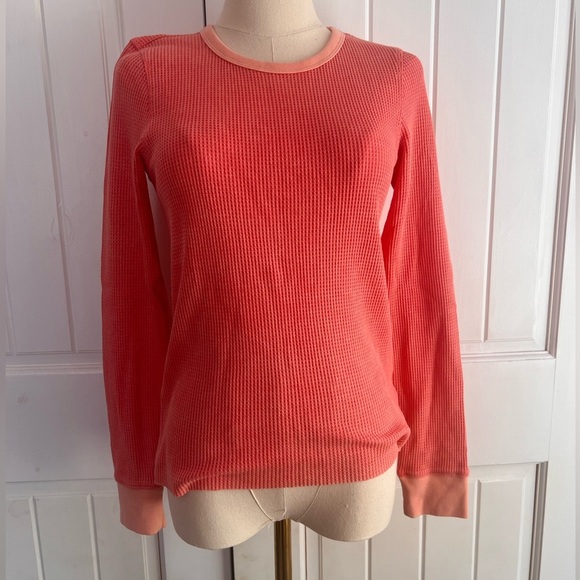 American Eagle Waffle Knit Thermal Long Sleeve Peach Size Small NWT - Picture 1 of 3